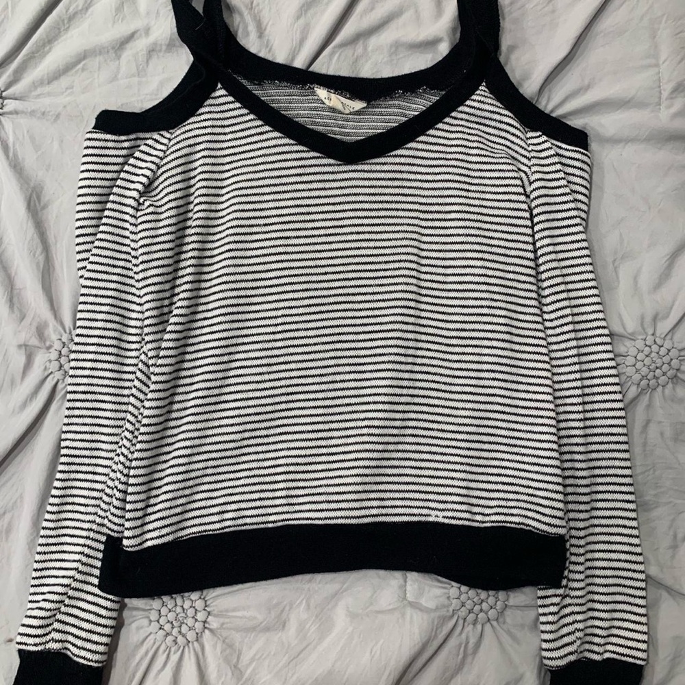 aeropostale cold shoulder blouse